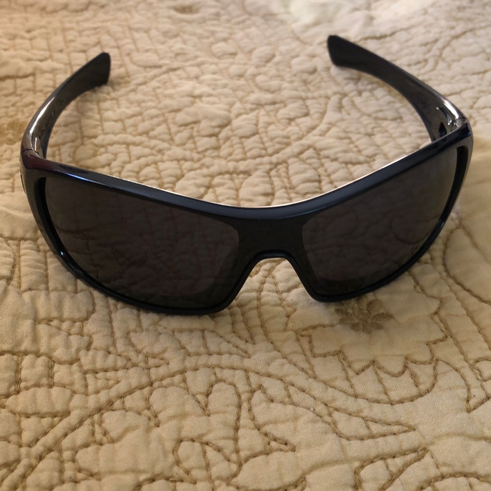Oakley Antix